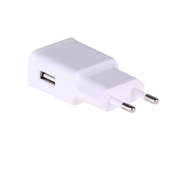 Akyga AK-CH-11 USB 3.6-12 V / 2.4 A 15W Quick Charge 3.0  hálózati töltő