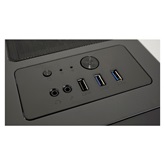 LC Power Midi - 700B - Javított termék