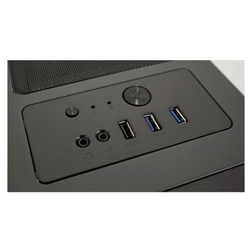 LC Power Midi - 700B - Javított termék