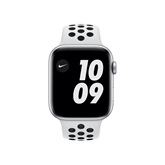 Apple Watch Nike S6 GPS 44mm Ezüst alumíniumtok - Platina fekete Nike sportszíj