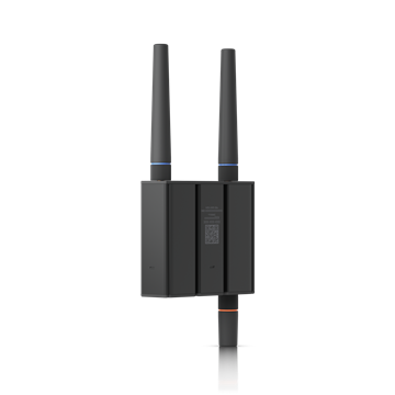 Ubiquiti UMR ULTRA LTE WiFi Router(táp nélkül)