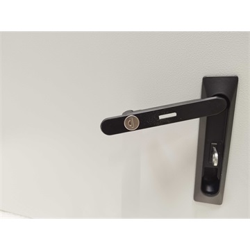 FORMRACK 12U 600x600 IP66 kültéri fali rack szekrény